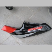 Suzuki GSXR600 SRAD bal oldalidom fekete-piros.jpg